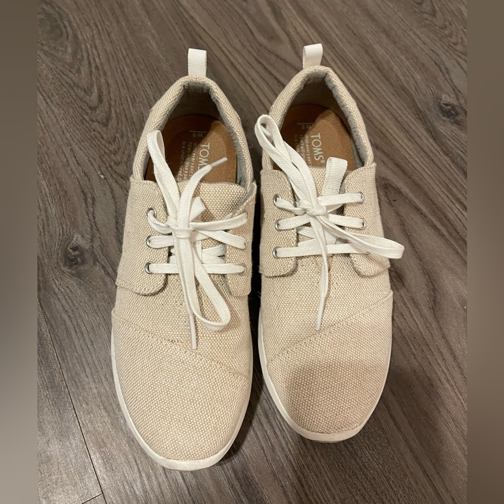 Beige glitter Toms